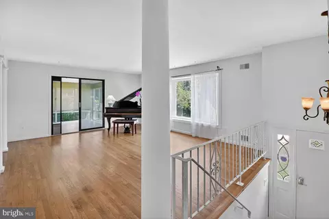 1504 Colesberg St, Silver Spring, MD 20905 photo 5
