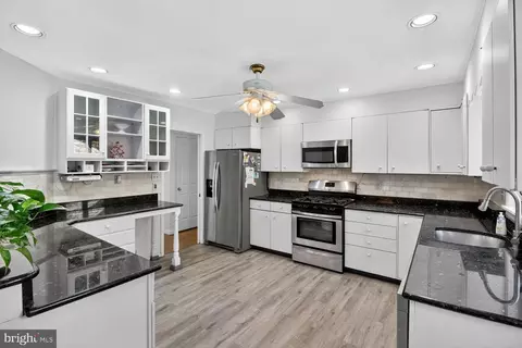 1504 Colesberg St, Silver Spring, MD 20905 photo 8
