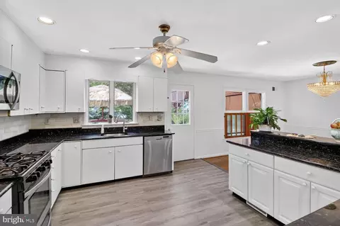 1504 Colesberg St, Silver Spring, MD 20905 photo 9