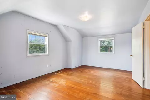 Bedroom - 9507 Adelphi Rd, Silver Spring, MD 20903 photo 6 of 8