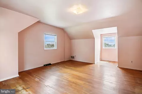 Bedroom - 9507 Adelphi Rd, Silver Spring, MD 20903 photo 7 of 8