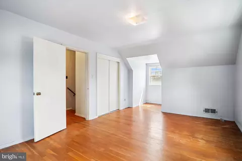 Bedroom - 9507 Adelphi Rd, Silver Spring, MD 20903 photo 5 of 8