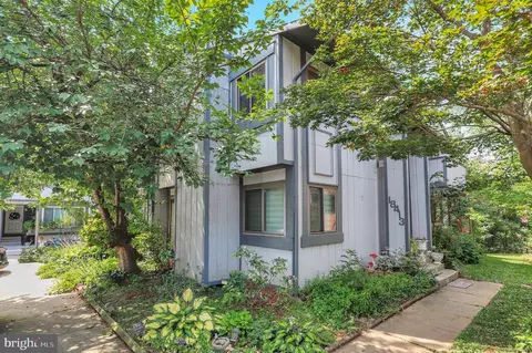 18413 Stone Hollow Dr, Germantown, MD 20874