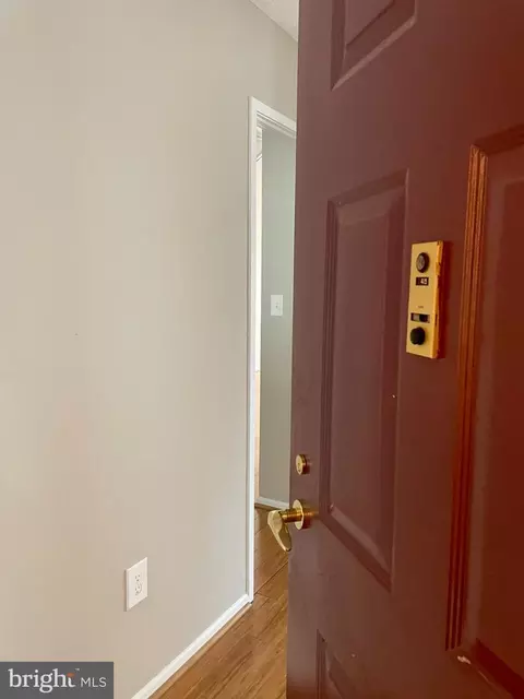 15107 Interlachen Dr #2-415, Silver Spring, MD 20906 photo 2
