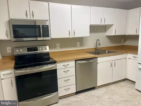15107 Interlachen Dr #2-415, Silver Spring, MD 20906 photo 6