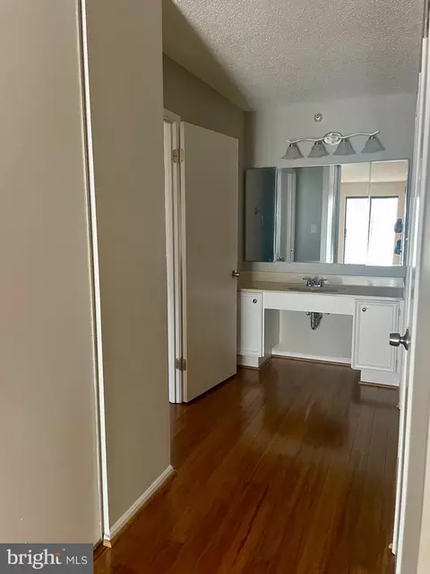 15107 Interlachen Dr #2-415, Silver Spring, MD 20906 photo 11