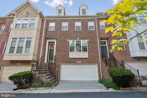 5940 Halpine Rd, Rockville, MD 20851