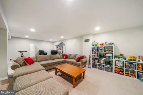 Other - 601 Stone House Ln, Silver Spring, MD 20905 photo 22 of 34