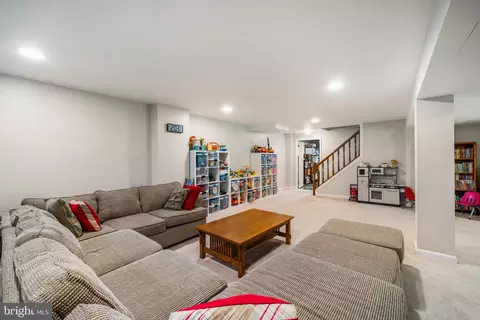 Other - 601 Stone House Ln, Silver Spring, MD 20905 photo 26 of 34