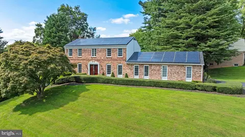 601 Stone House Ln, Silver Spring, MD 20905