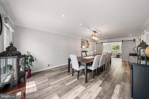 Dining - 601 Stone House Ln, Silver Spring, MD 20905 photo 1 of 5