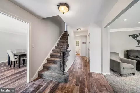 Entry Way - 601 Stone House Ln, Silver Spring, MD 20905 photo 1 of 7