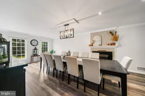 Dining - 601 Stone House Ln, Silver Spring, MD 20905 photo 3 of 5