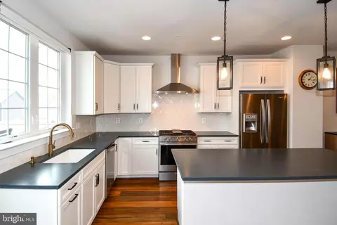 516 Silverrod Aly, Clarksburg, MD 20871
