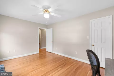 Bedroom - 211 Olney Sandy Spring Rd, Ashton, MD 20861 photo 4 of 8