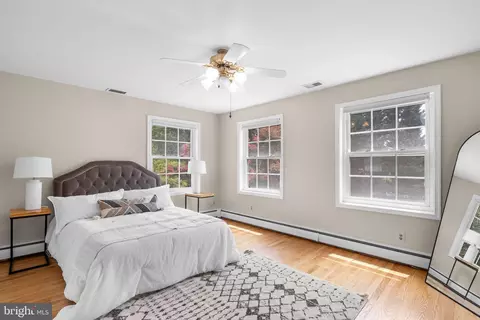 Bedroom - 211 Olney Sandy Spring Rd, Ashton, MD 20861 photo 5 of 8