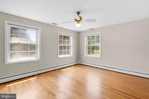 Bedroom - 211 Olney Sandy Spring Rd, Ashton, MD 20861 photo 1 of 8