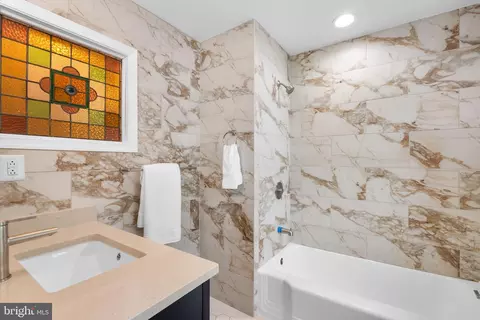 Bath - 211 Olney Sandy Spring Rd, Ashton, MD 20861 photo 3 of 5