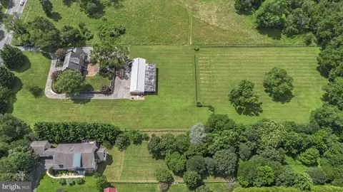 View/Area - 211 Olney Sandy Spring Rd, Ashton, MD 20861 photo 3 of 7