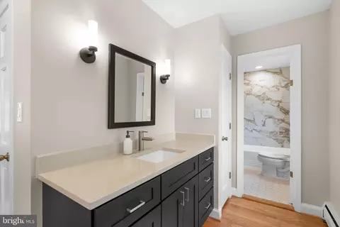 Bath - 211 Olney Sandy Spring Rd, Ashton, MD 20861 photo 2 of 5