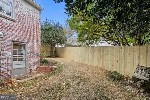 1606 N Springwood Dr, Silver Spring, MD 20910 photo 34