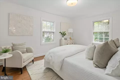 1606 N Springwood Dr, Silver Spring, MD 20910 photo 21