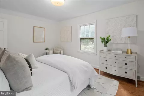 1606 N Springwood Dr, Silver Spring, MD 20910 photo 22