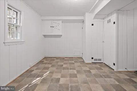 1606 N Springwood Dr, Silver Spring, MD 20910 photo 28