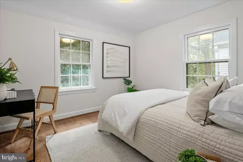 1606 N Springwood Dr, Silver Spring, MD 20910 photo 25