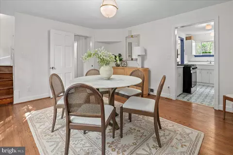 1606 N Springwood Dr, Silver Spring, MD 20910 photo 15