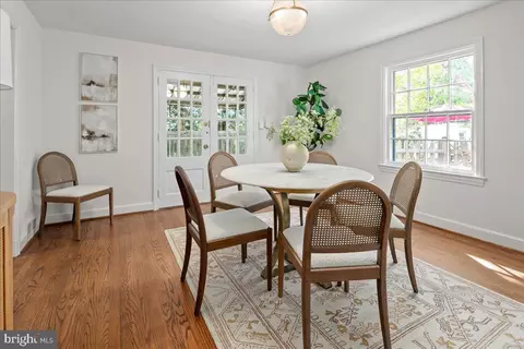 1606 N Springwood Dr, Silver Spring, MD 20910 photo 13