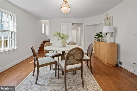 1606 N Springwood Dr, Silver Spring, MD 20910 photo 14