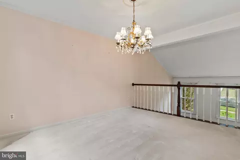 Living - 612 Kemp Mill Forest Dr, Silver Spring, MD 20902 photo 3 of 7