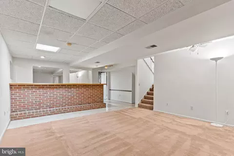 Living - 612 Kemp Mill Forest Dr, Silver Spring, MD 20902 photo 6 of 7