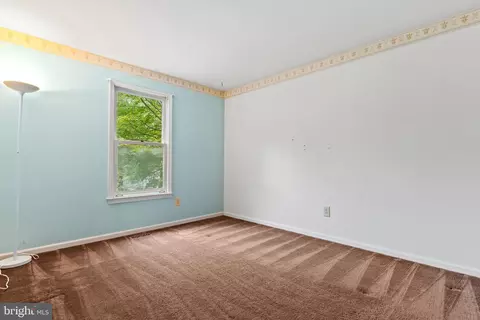 Bedroom - 612 Kemp Mill Forest Dr, Silver Spring, MD 20902 photo 5 of 7