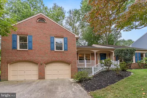 Exterior - 612 Kemp Mill Forest Dr, Silver Spring, MD 20902 photo 2 of 5