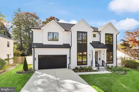 5804 Ridgefield Rd, Bethesda, MD 20816