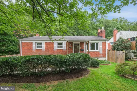 11513 Ashley Dr, North Bethesda, MD 20852