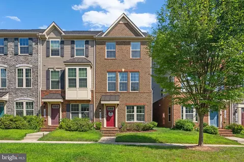13636 Crossbill Aly, Clarksburg, MD 20871