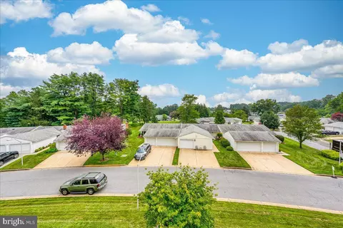 View/Area - 15101 Glade Dr #10-3D, Silver Spring, MD 20906 photo 1 of 6