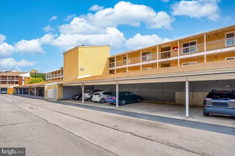 Exterior - 15101 Glade Dr #10-3D, Silver Spring, MD 20906 photo 3 of 3