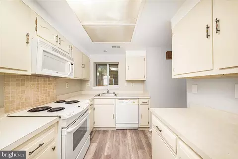 Other - 15101 Glade Dr #10-3D, Silver Spring, MD 20906 photo 4 of 12