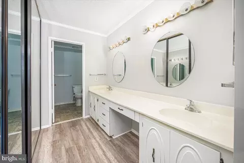 Bath - 15101 Glade Dr #10-3D, Silver Spring, MD 20906 photo 1 of 2