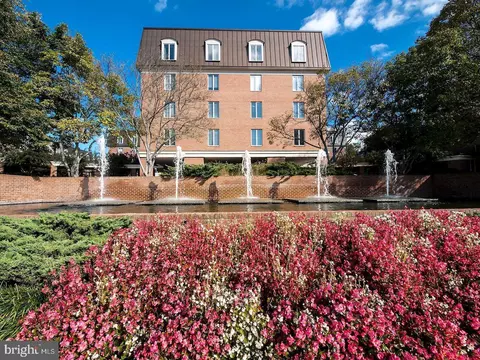 8101 Connecticut Ave #S-701, Chevy Chase, MD 20815