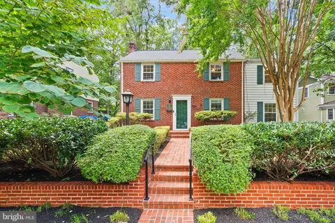 709 Devonshire Ave, Takoma Park, MD 20912