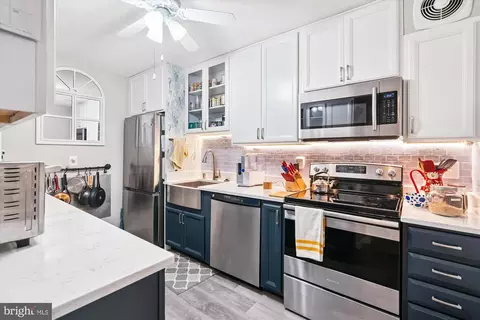 Kitchen - 15107 Interlachen Dr #2-108, Silver Spring, MD 20906 photo 2 of 3