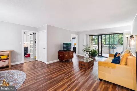 Living - 15107 Interlachen Dr #2-108, Silver Spring, MD 20906 photo 1 of 2