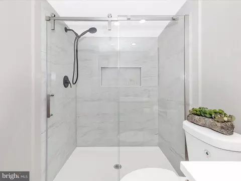Bath - 10000 Reddick Dr, Silver Spring, MD 20901 photo 5 of 5