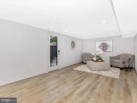 Living - 10000 Reddick Dr, Silver Spring, MD 20901 photo 5 of 5