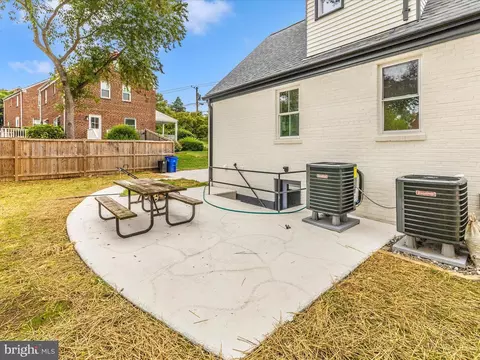 Exterior - 10000 Reddick Dr, Silver Spring, MD 20901 photo 8 of 11